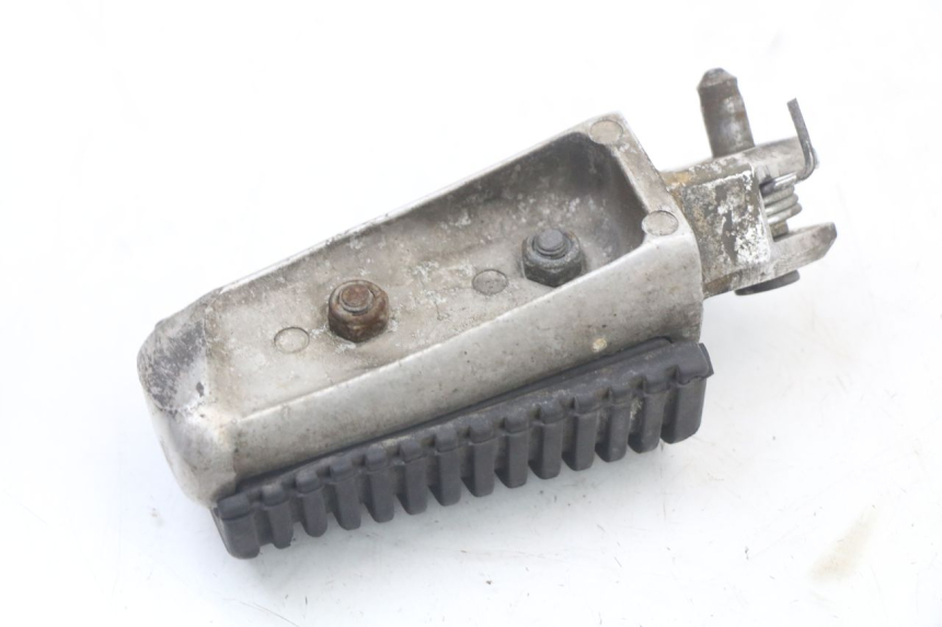 photo de FUSSRASTEN VORN LINKS YAMAHA XVS DRAG STAR DRAGSTAR 650 (1997 - 2007) - Alternative Perspektive