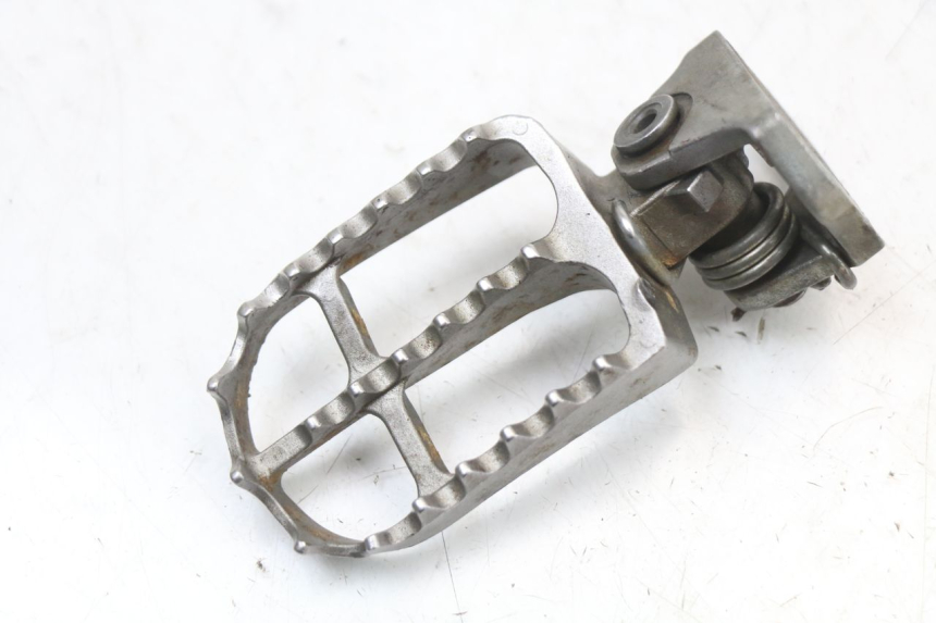 photo de LINKER VORDERER FUßSTÜTZE YAMAHA YZ 125 (2017 - 2021) - Hauptansicht