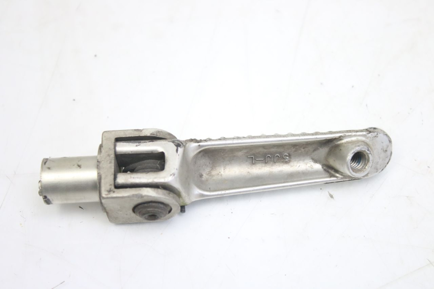 photo de LINKER VORDERER FUßRASTEN YAMAHA YZF R1 1000 (2007 - 2008) - Zoom auf Gebrauchszustand