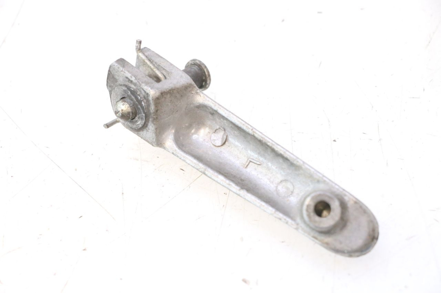 photo de FUSSRASTEN VORN LINKS YAMAHA YZF R6 600 (2008 - 2009) - Technische Nahaufnahme