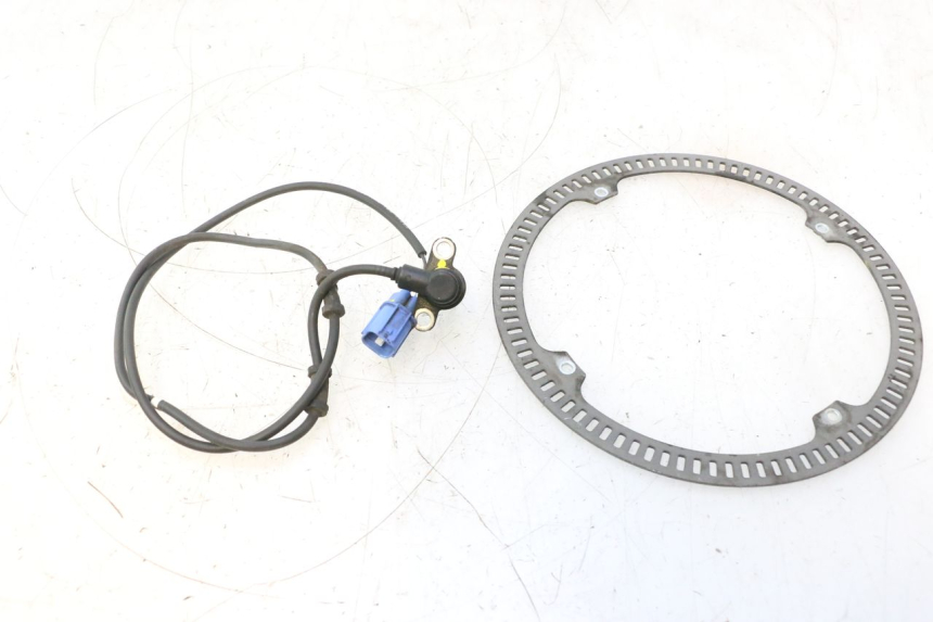 photo de ABS SENSOR HINTEN SUZUKI BURGMAN EXECUTIVE ABS 650 (2006 - 2012) - Technische Nahaufnahme