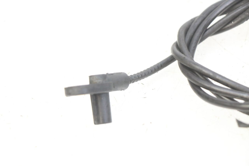 photo de HINTERER ABS-SENSOR HONDA CB R 1000 (2018 - 2023) - Zoom auf Gebrauchszustand