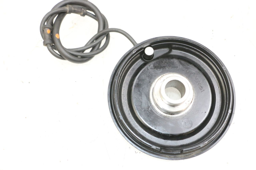 photo de HINTERER ABS-SENSOR YAMAHA FJR ABS 1300 (2006 - 2012) - Technische Nahaufnahme