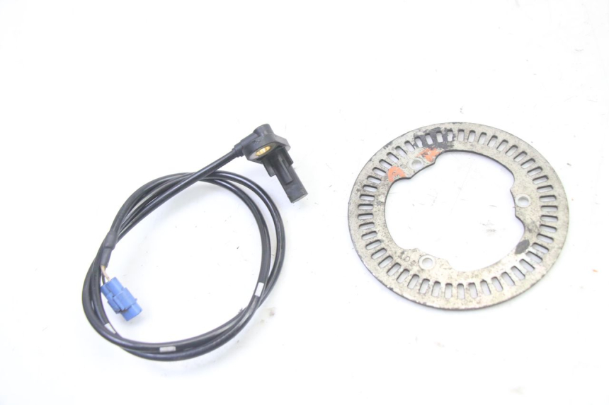 photo de ABS SENSOR HINTEN SUZUKI GSR 750 (2011 - 2017) - Detailansicht des Bauteils