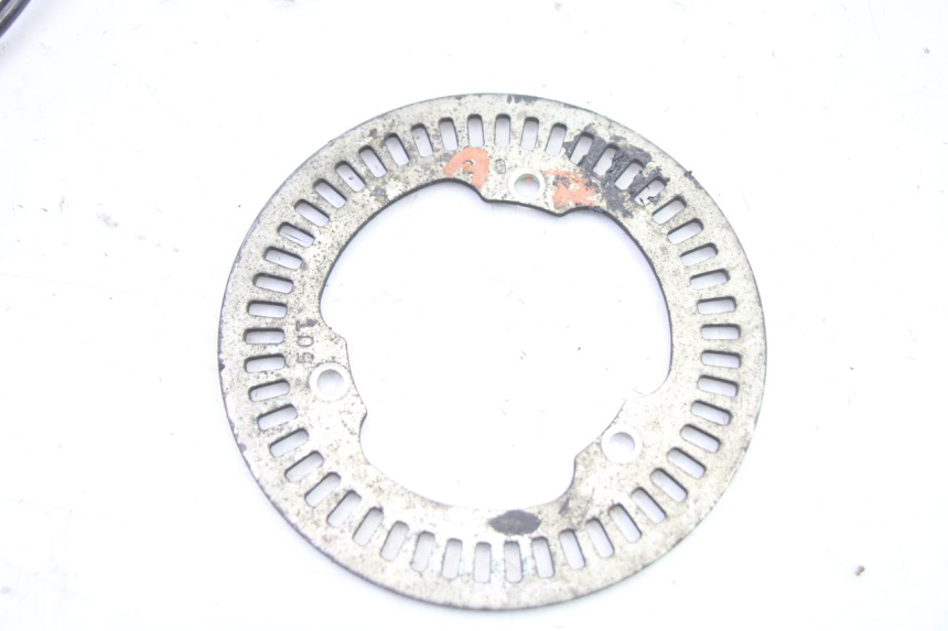 photo de ABS SENSOR HINTEN SUZUKI GSR 750 (2011 - 2017) - Details der Befestigungspunkte