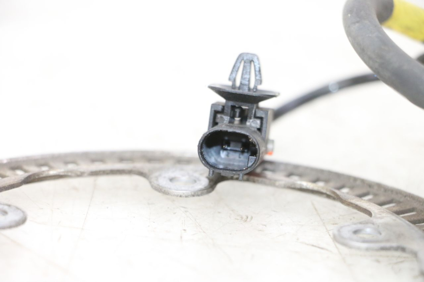 photo de ABS SENSOR HINTEN PIAGGIO MP3 HPE 310 (2024 - 2025) - Zoom auf Gebrauchszustand