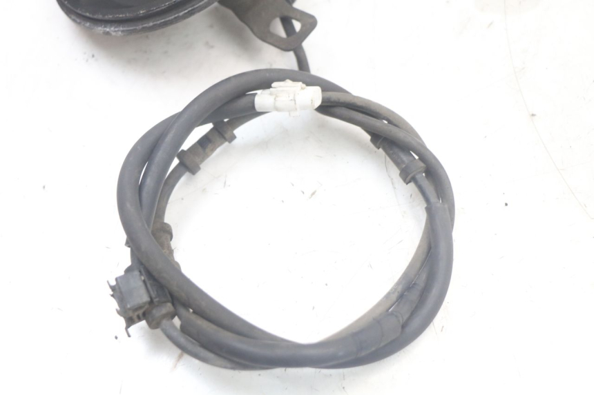 photo de HINTERER ABS-SENSOR YAMAHA TDM ABS 900 (2002 - 2014) - Details der Befestigungspunkte