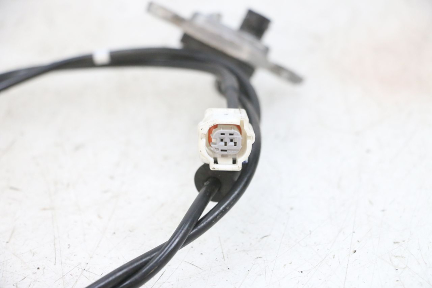 photo de ABS SENSOR HINTEN YAMAHA TRICITY 300 (2020 - 2024) - Technische Nahaufnahme