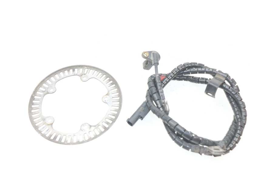 photo de ABS SENSOR HINTEN PIAGGIO VESPA GTS SUPER IE 125 (2009 - 2016) - Zoom auf Gebrauchszustand