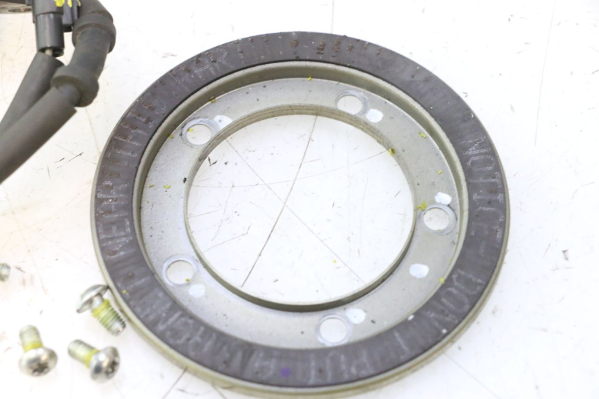 photo de HINTERER ABS-SENSOR YAMAHA X-MAX XMAX 125 (2010 - 2013) - Zoom auf Gebrauchszustand