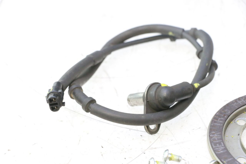 photo de HINTERER ABS-SENSOR YAMAHA X-MAX XMAX 125 (2010 - 2013) - Technische Nahaufnahme