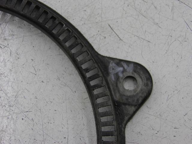 photo de ABS SENSOR VORNE BMW R RS 1150 (2001 - 2005) - Detailansicht des Bauteils