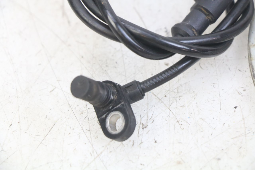 photo de VORDERER ABS-SENSOR KYMCO DOWNTOWN ABS 125 (2015 - 2017) - Technische Nahaufnahme