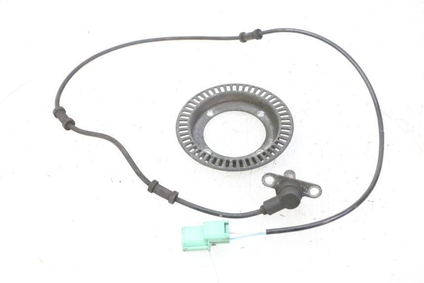 photo de VORDERER ABS-SENSOR HONDA FES S-WING SWING ABS 125 (2007 - 2015) - Details der Befestigungspunkte