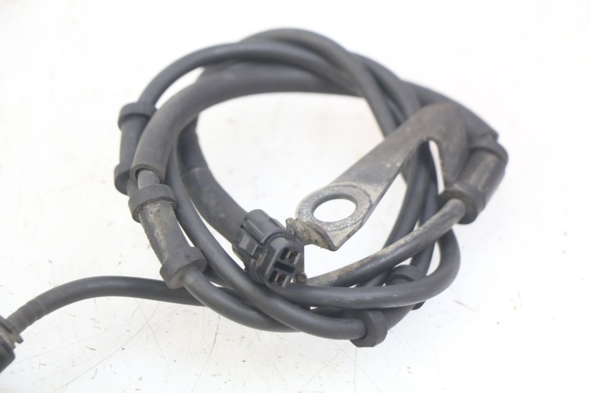 photo de VORDERER ABS-SENSOR YAMAHA FJR ABS 1300 (2006 - 2012) - Zoom auf Gebrauchszustand