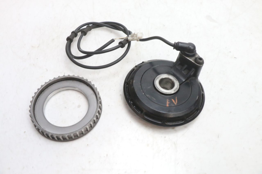 photo de ABS SENSOR VORNE YAMAHA FJR 1300 (2001 - 2005) - Hauptansicht