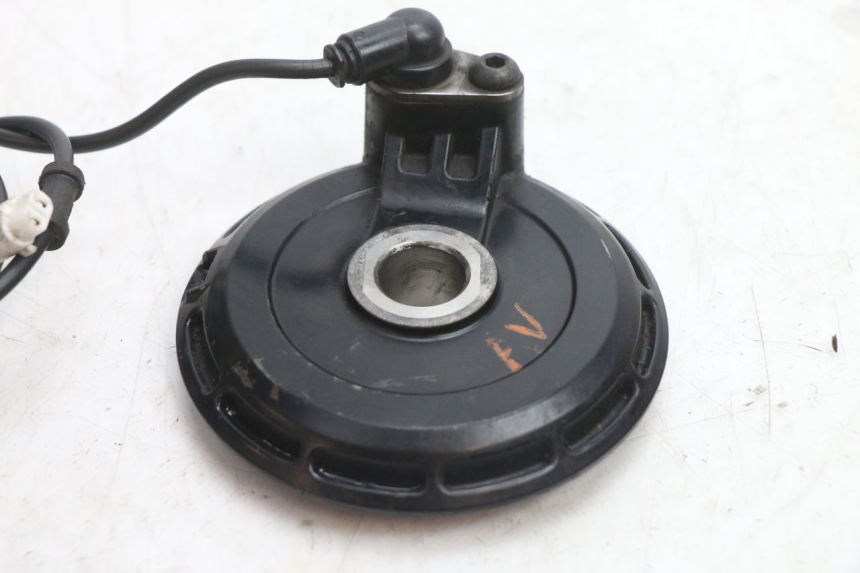 photo de ABS SENSOR VORNE YAMAHA FJR 1300 (2001 - 2005) - Technische Nahaufnahme