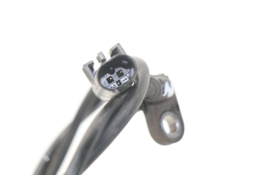 photo de ABS SENSOR VORNE SYM GTS EFI ABS 125 (2012 - 2016) - Zoom auf Gebrauchszustand