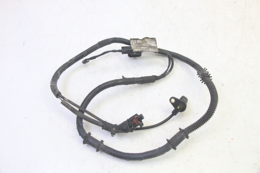 photo de ABS SENSOR VORNE PIAGGIO MP3 HPE 350 (2018 - 2020) - Zoom auf Gebrauchszustand