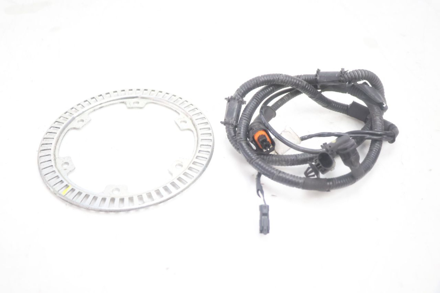 photo de ABS SENSOR VORNE PIAGGIO MP3 HPE 530 (2022 - 2026) - Zoom auf Gebrauchszustand