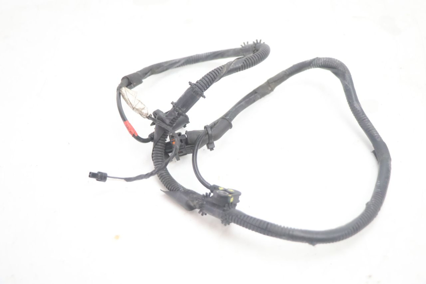photo de ABS SENSOR VORNE PIAGGIO MP3 HPE 530 (2022 - 2026) - Oberflächenzustand und Material