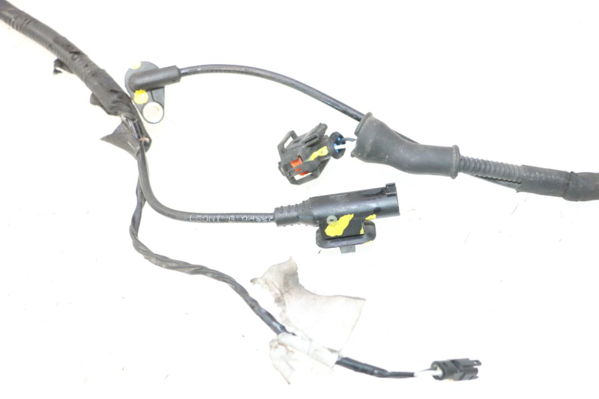 photo de ABS SENSOR VORNE PIAGGIO MP3 500 (2016 - 2018) - Details der Befestigungspunkte