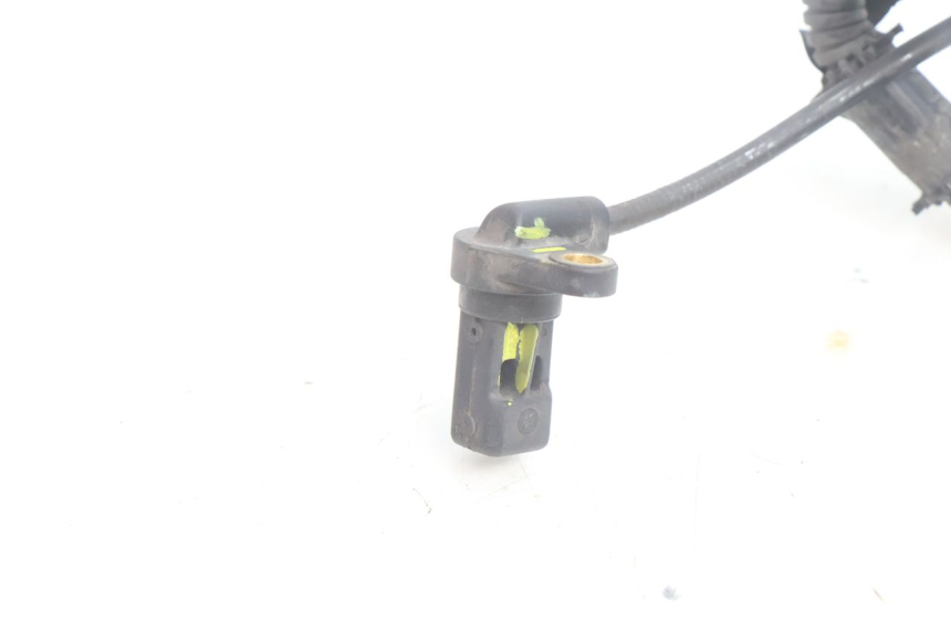 photo de ABS SENSOR VORNE PIAGGIO MP3 500 (2016 - 2018) - Details der Befestigungspunkte