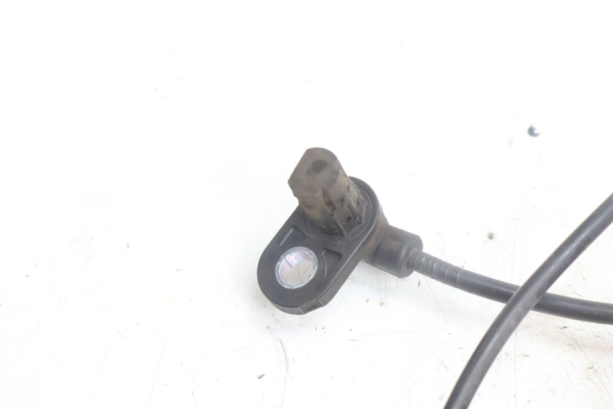 photo de ABS SENSOR VORNE YAMAHA N-MAX NMAX 125 (2021 - 2024) - Technische Nahaufnahme