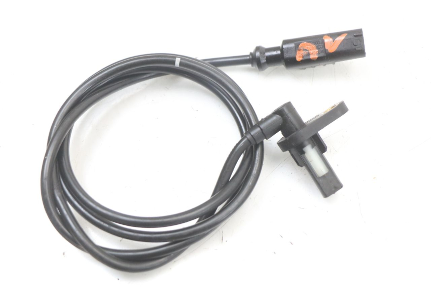 photo de ABS SENSOR VORNE MOTO GUZZI NORGE 8V GT 1200 (2011 - 2016) - Zoom auf Gebrauchszustand