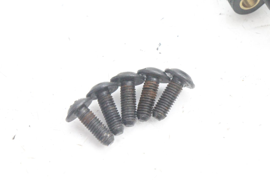 photo de VORDERER ABS-SENSOR PEUGEOT SATELIS 125 (2006 - 2009) - Details der Befestigungspunkte