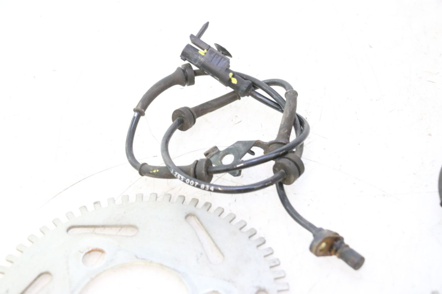 photo de ABS SENSOR VORNE CAN-AM SPYDER RS 1000 (2008 - 2012) - Weitere Ansicht des Artikels