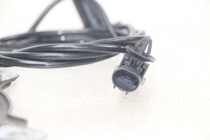 photo de ABS SENSOR VORNE APRILIA SRV 850 (2012 - 2017) - Zoom auf Gebrauchszustand