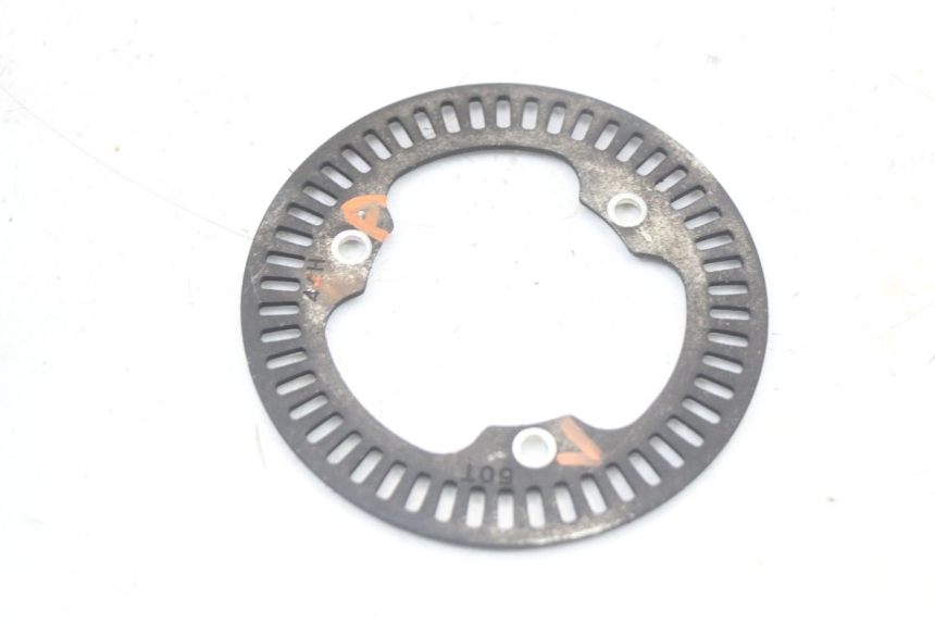 photo de ABS SENSOR VORNE SUZUKI BURGMAN 125 (2018 - 2021) - Details der Befestigungspunkte