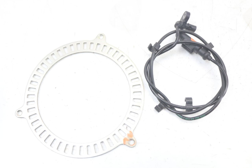 photo de ABS SENSOR VORNE HUSQVARNA SVARTPILEN 401 (2018 - 2023) - Zoom auf Gebrauchszustand