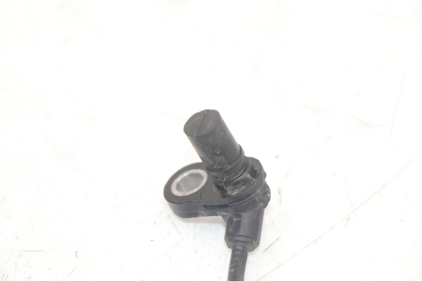 photo de ABS SENSOR VORNE HUSQVARNA SVARTPILEN 401 (2018 - 2023) - Technische Nahaufnahme