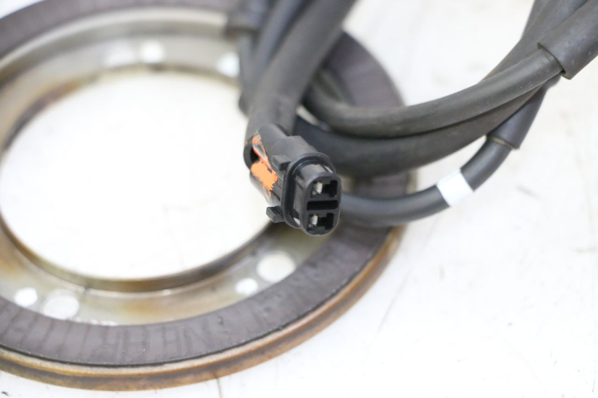 photo de VORDERER ABS-SENSOR YAMAHA X-MAX XMAX 125 (2010 - 2013) - Technische Nahaufnahme