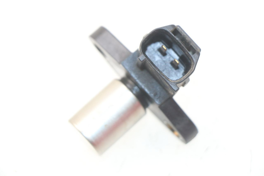 photo de NOCKENWELLENSENSOR SUZUKI GSX-R GSXR 600 (2001 - 2003) - Zoom auf Gebrauchszustand