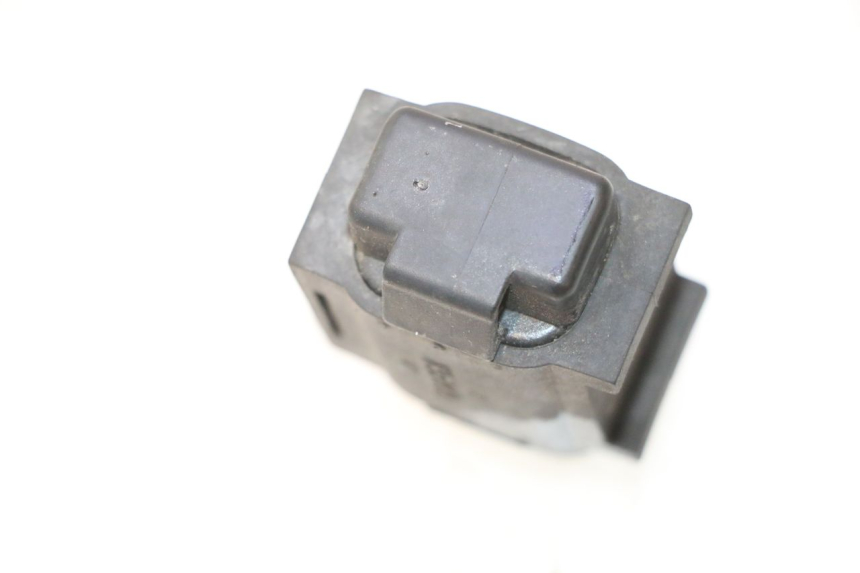 photo de STURZSENSOR SUZUKI BURGMAN 125 (2007 - 2014) - Detailansicht des Bauteils
