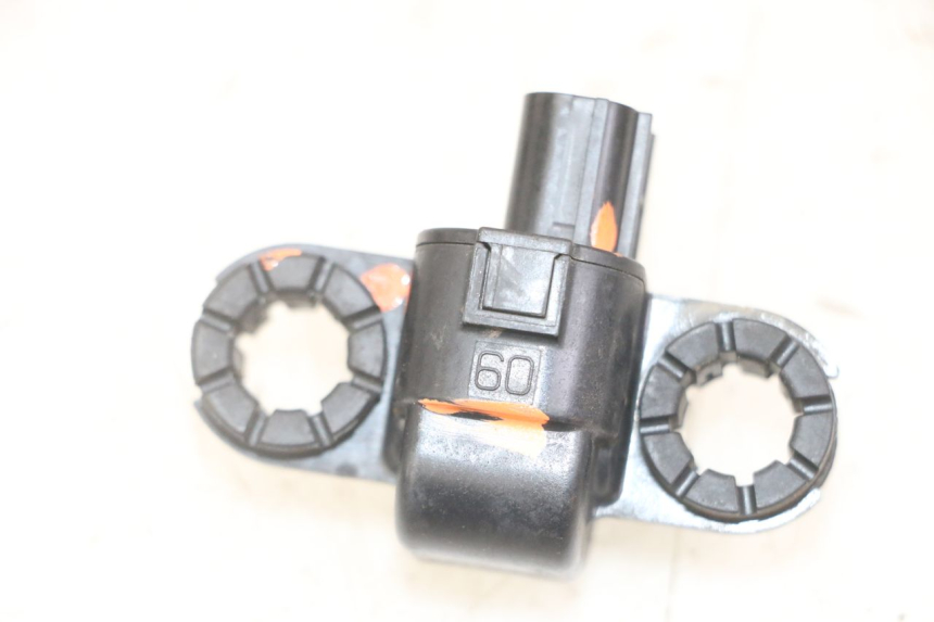 photo de NEIGUNGSSENSOR HONDA CRF-F CRF F 110 (2019 - 2022) - Zoom auf Gebrauchszustand