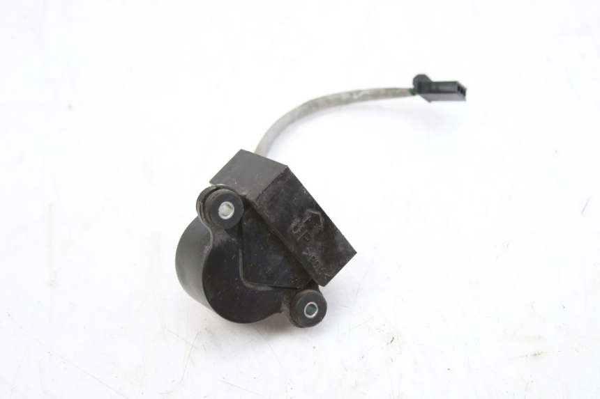photo de STURZSENSOR HONDA FES S-WING SWING ABS 125 (2007 - 2015) - Zoom auf Gebrauchszustand