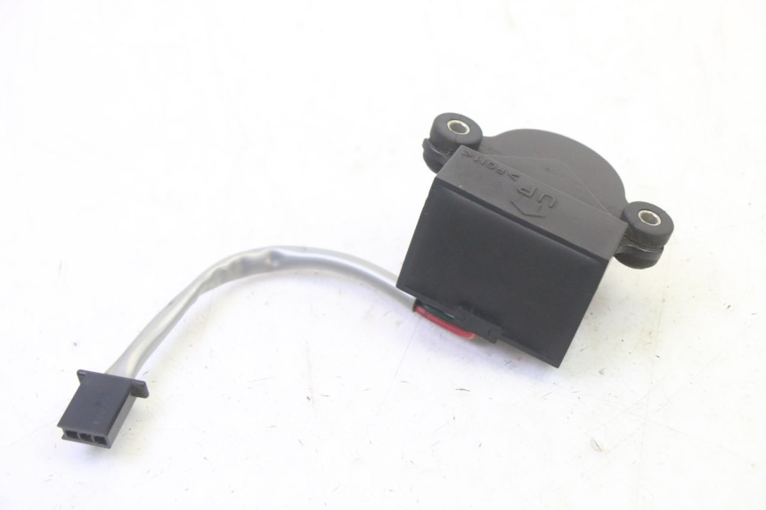 photo de STURZSENSOR HONDA FES S-WING SWING ABS 125 (2007 - 2015) - Detailansicht des Bauteils