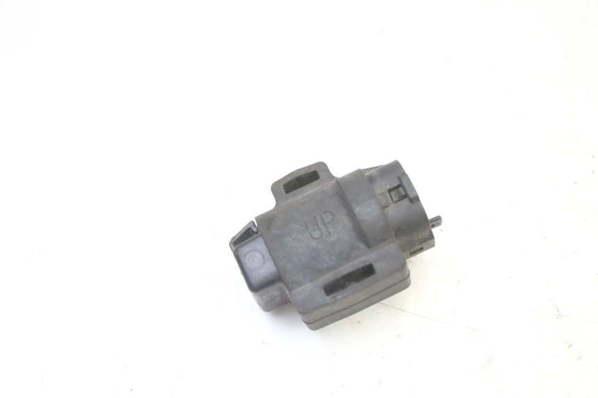 photo de NEIGUNGSSENSOR SUZUKI GSR 750 (2011 - 2017) - Detailansicht des Bauteils