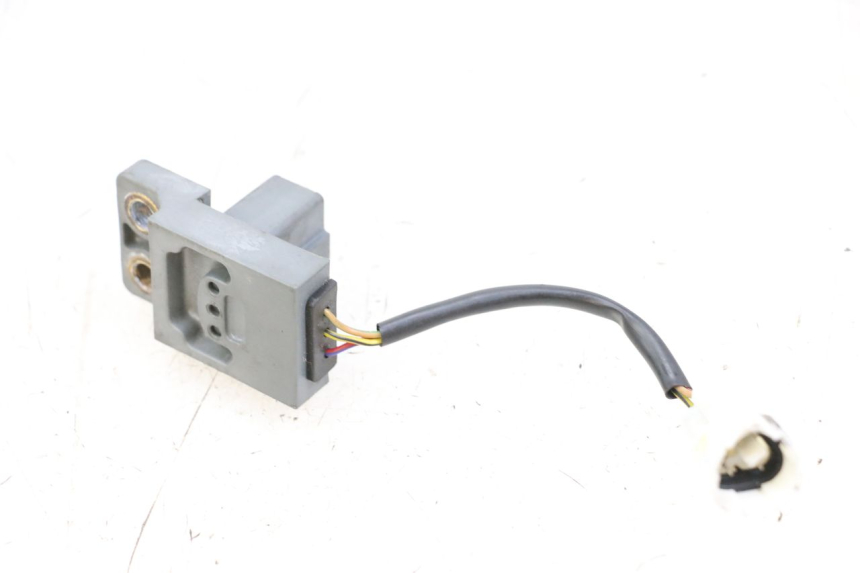 photo de NEIGUNGSSENSOR HUSQVARNA SVARTPILEN 401 (2018 - 2023) - Zoom auf Gebrauchszustand