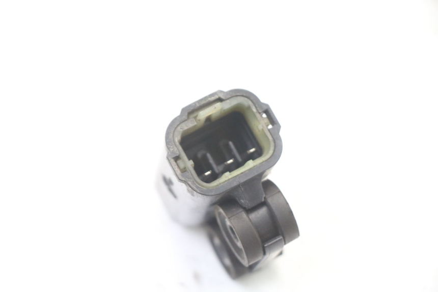 photo de NEIGUNGSSENSOR YAMAHA XJ6 600 (2008 - 2016) - Zoom auf Gebrauchszustand