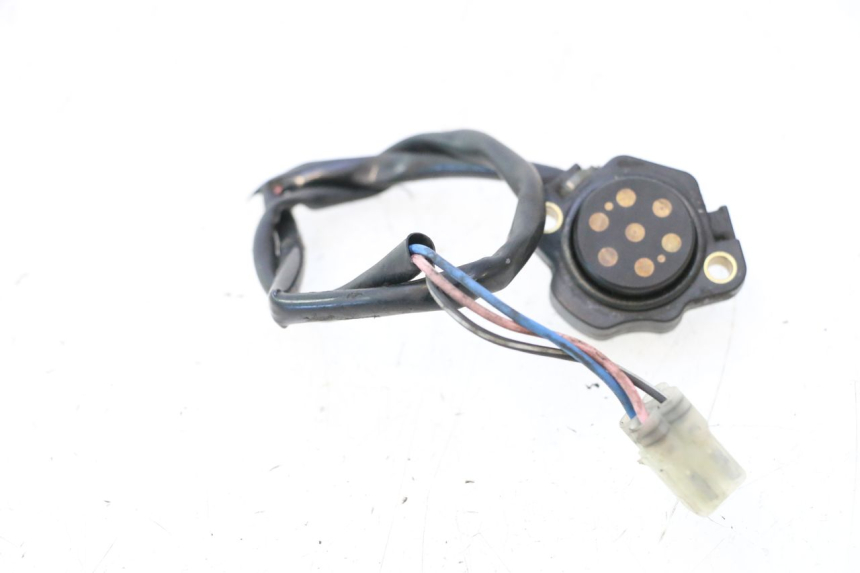 photo de NEUTRALSCHALTER SUZUKI SV S 650 (2003 - 2009) - Technische Nahaufnahme