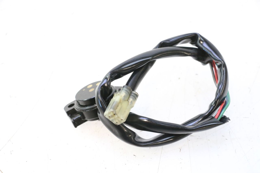 photo de NEUTRALSCHALTER SUZUKI SV S 650 (1999 - 2002) - Detailansicht des Bauteils