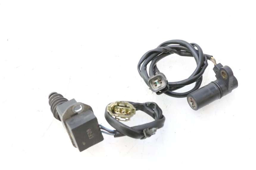 photo de CVT-POSITIONSSENSOR SUZUKI BURGMAN EXECUTIVE ABS 650 (2006 - 2012) - Hauptansicht