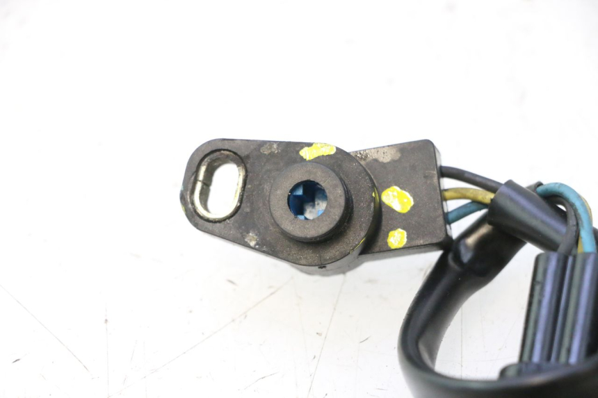 photo de DROSSELKLAPPENSENSOR SUZUKI BURGMAN EXECUTIVE ABS 650 (2006 - 2012) - Details der Befestigungspunkte