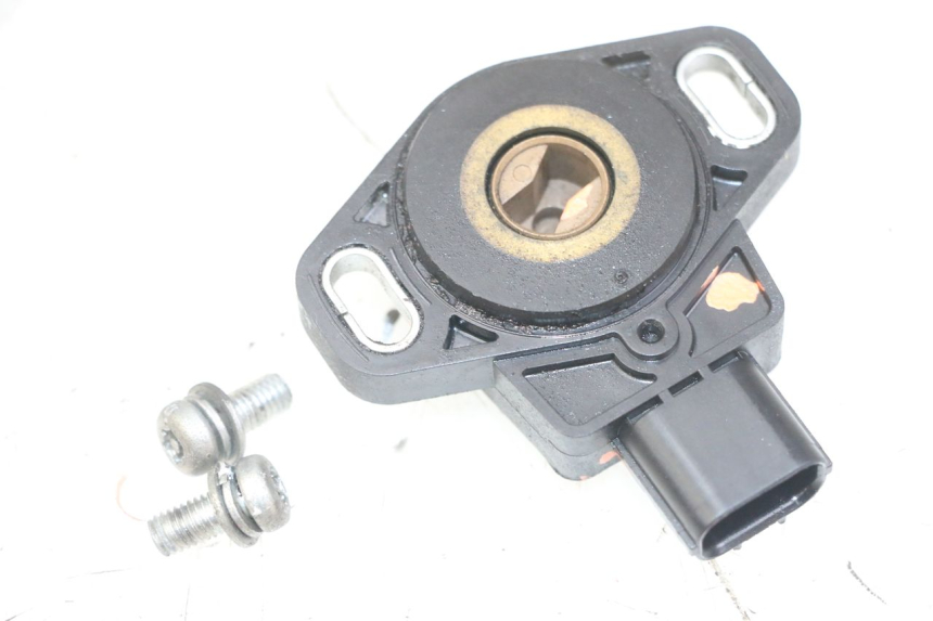 photo de DROSSELKLAPPENSENSOR HONDA CBF 500 (2004 - 2007) - Alternative Perspektive