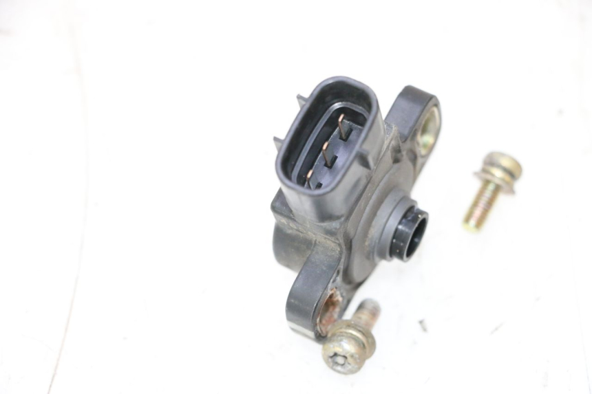photo de DROSSELKLAPPENSENSOR YAMAHA FJR 1300 (2001 - 2005) - Detailansicht des Bauteils